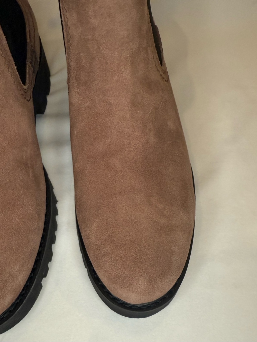 Ariat Wexford Lug Waterproof Chelsea Boot Dark Earth Taupe Suede Size 10B NWOB - Picture 7 of 16